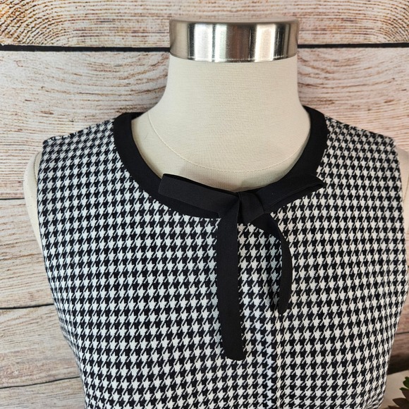 Talbots Black White Houndstooth Sheath Dress Bow Neck Sleeveless Size 6 - Picture 2 of 6